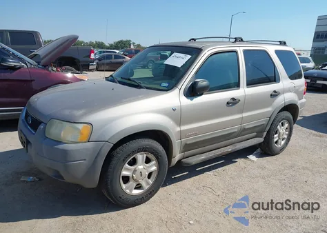 2001 Ford Escape Xlt z USA, uszkodzony, nr VIN 1FMYU03131KA15458